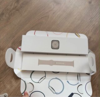 Apple Watch Series 8 41mm GPS Starlight
