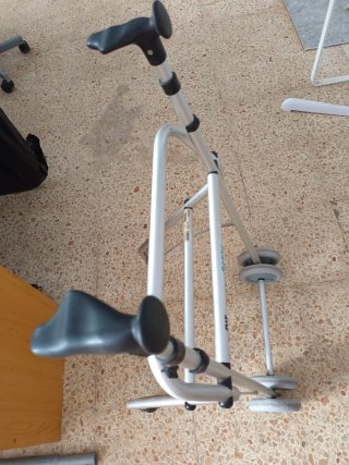 Andador para adultos plegable