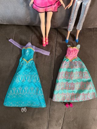 Muñecas Elsa y Anna