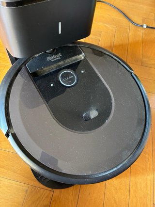 Roomba i7+ con recambios y bolsas