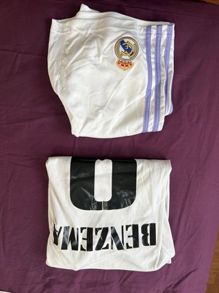 Equipación OFICIAL R Madrid 23 Talla 12A BENZEMA 9