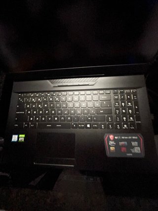 MSI GT76 Titan Portátil A ESTRENAR