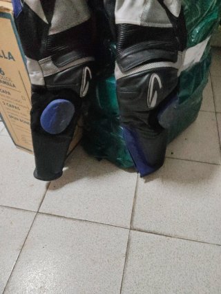 Mono de moto Richa Talla L, cuero
