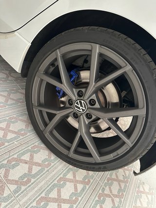 Volkswagen Golf 8 R 2024