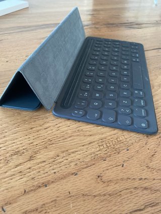 Teclado Apple Smart Keyboard iPad 9,7”