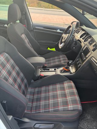 Volkswagen Golf GTI 2015
