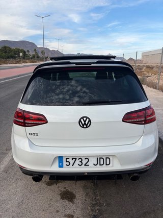 Volkswagen Golf GTI 2015