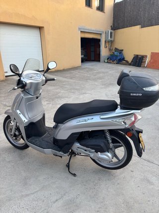 Kymco People S 50 2T Plata