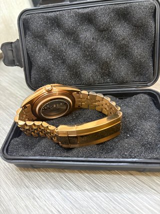 SeikoMod DayDate Verde Oliva 39mm