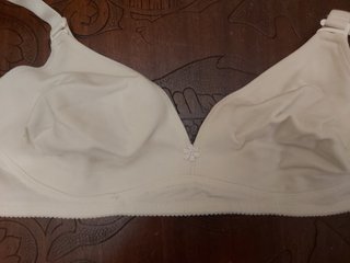 Lote Sujetadores Lactancia Beige y Blanco