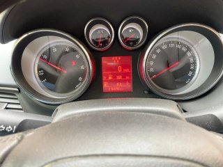 Opel Zafira Tourer 2015