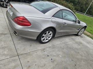 Mercedes-Benz  SL 2002