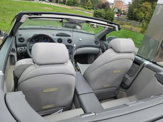 Mercedes-Benz  SL 2002