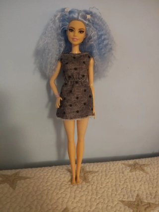 Muñeca Barbie pelo azul