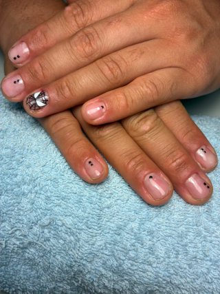 Manicura Semipermanente con Nivelación Base Rubber