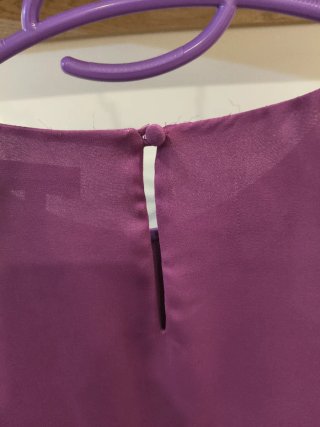 Blusa ZENDRA sin mangas talla 44