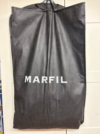 Vestido de fiesta azul con tirantes joya