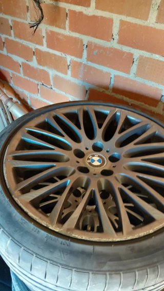 5 llantas BMW