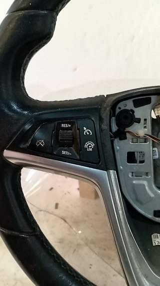 230254 13351029 volante opel astra j berlina 5p