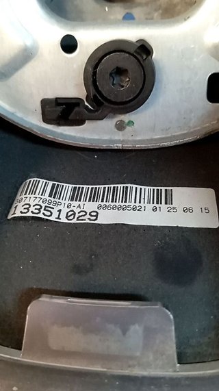 230254 13351029 volante opel astra j berlina 5p