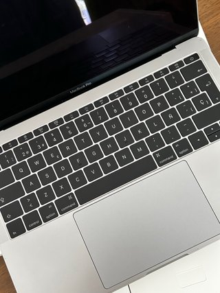 MacBook Pro 13" Apple Gris Espacial (para reparar)