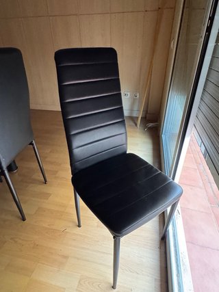 Mesa de comedor cristal negro y metal