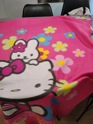 Manta Hello Kitty Rosa Flores