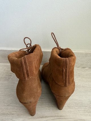 Botines Pull&Bear ante marrones T.38