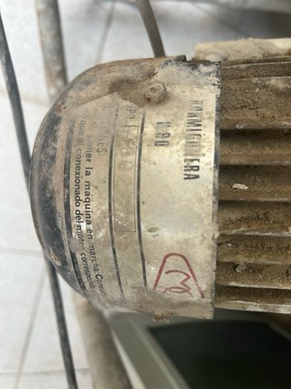 Hormigonera pequeña para exterior