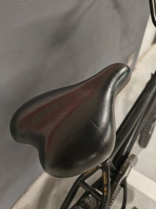 Bicicleta BMX 20 Negra y Naranja