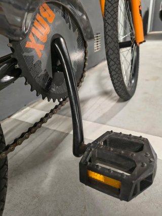 Bicicleta BMX 20 Negra y Naranja