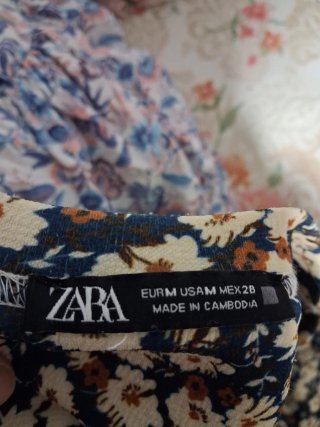 Vestido floral ZARA Talla XS