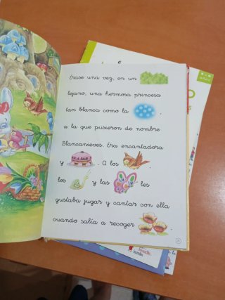 Cuentos con pictogramas