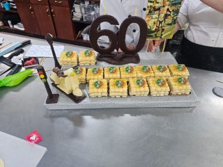 Tarta de queso y pasteles a diseño personalizado