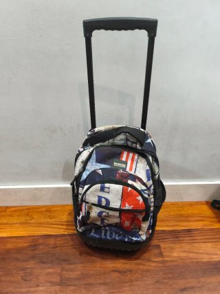 Mochila con ruedas diseño bandera USA