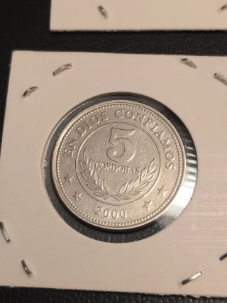 Monedas Venezuela 100 y 5 Cordobas