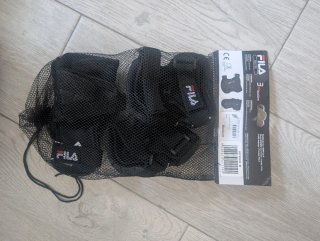 Set coderas y muñequeras Fila