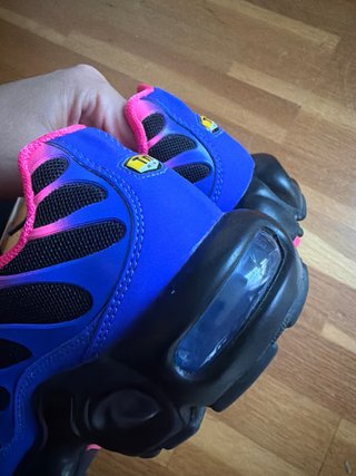 Nike Air Max Plus W Salsa Red
