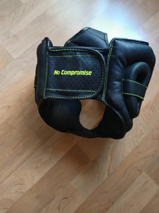 Pack Boxeo: Guantes, Casco y Patucos