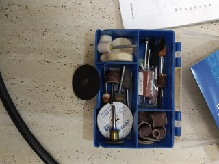 Dremel 300 Series con accesorios