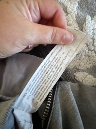 Pantalones vaqueros grises