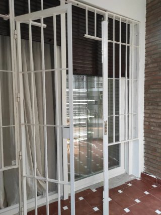 Reja de hierro para terraza o fachada