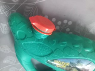 Pistola de agua dinosaurio grande