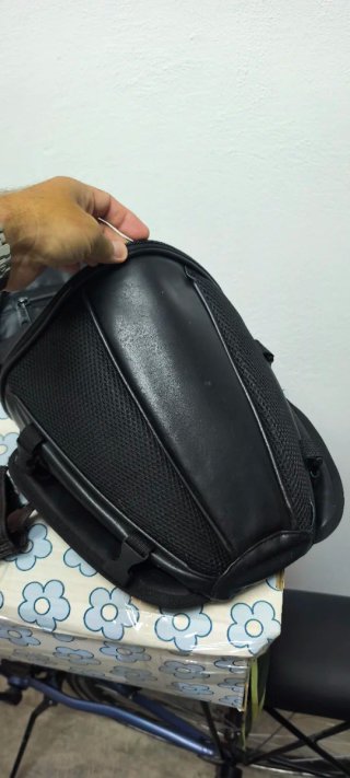 Bolsa colín moto café racer negra