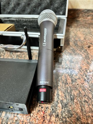 Micrófono Audiophony GOMono UHF + Maletín