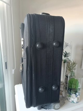 Maleta Negra "For Us"