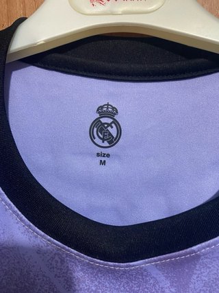 Camiseta Real Madrid Morada Talla M