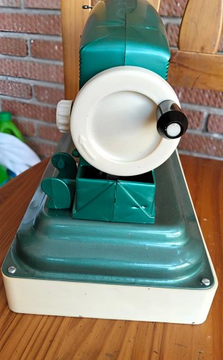 Máquina de coser Eureka Eléctrica Vintage