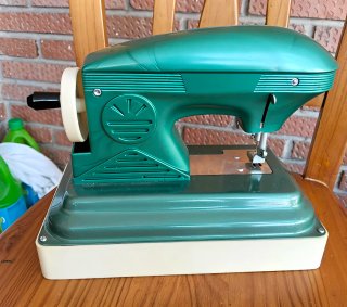 Máquina de coser Eureka Eléctrica Vintage