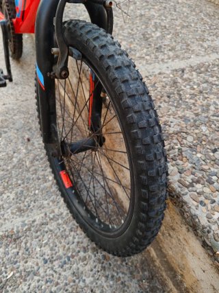 Bicicleta Monty 139 Race Roja